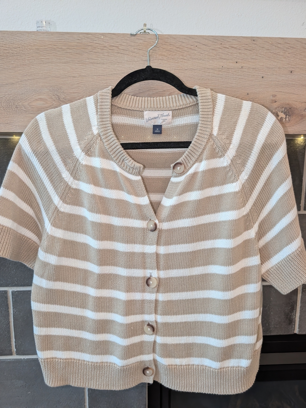 Universal Thread Beige and White Striped Short-Sleeve Cardigan